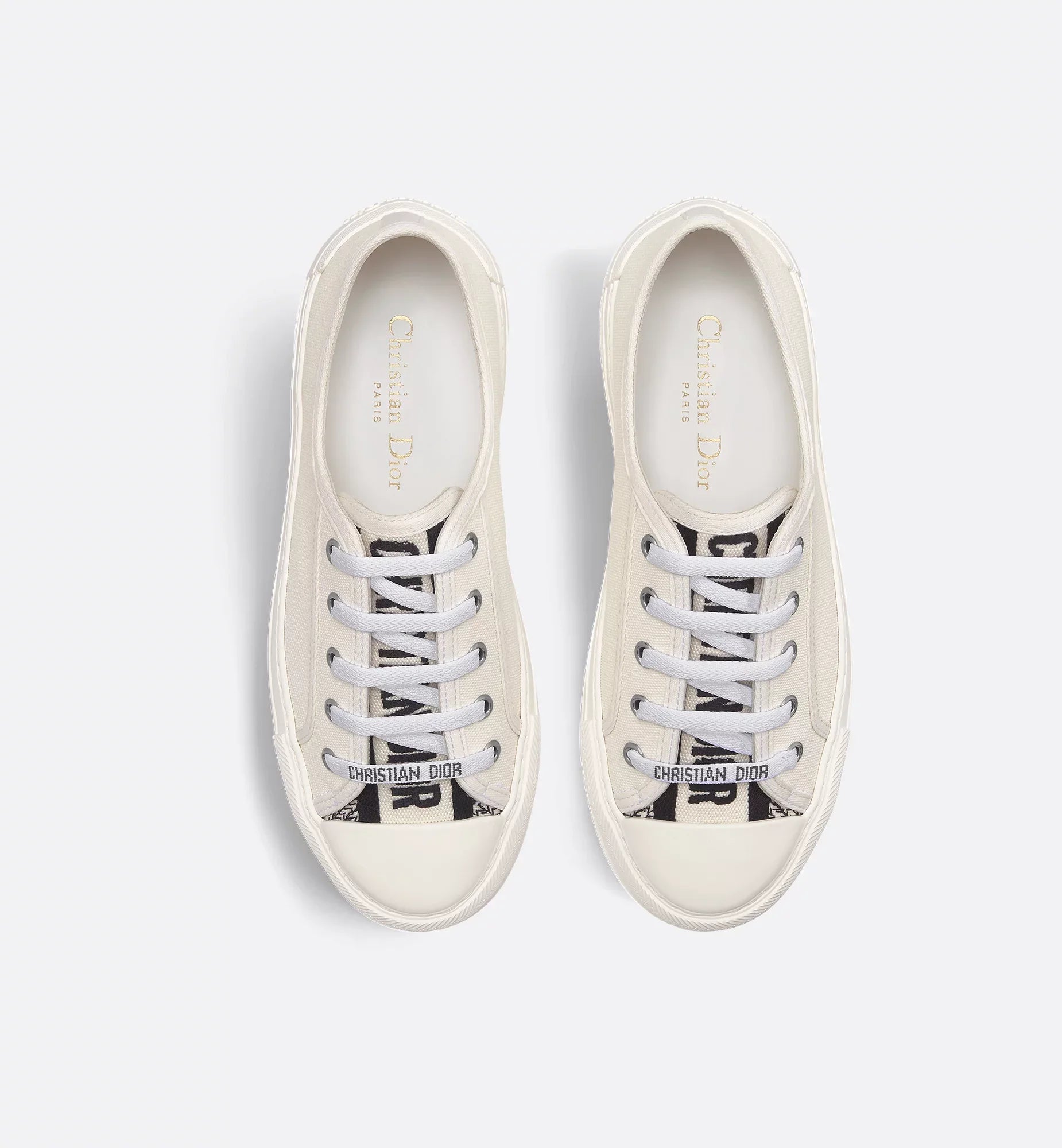 Walk'n' Platform embroidered Canvas Sneaker