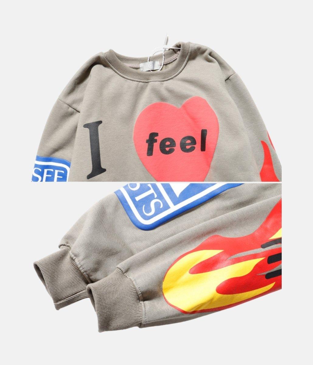 FEEL GHOSTS SWEATSHIRT